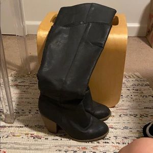 Black boot